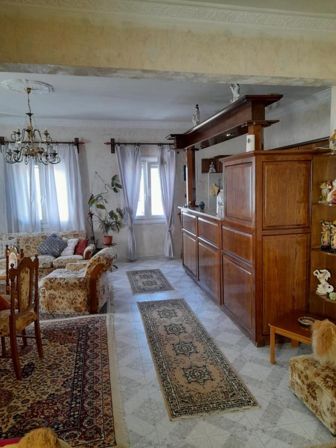 Art House Syros Villa แอร์มูโปลี ภายนอก รูปภาพ
